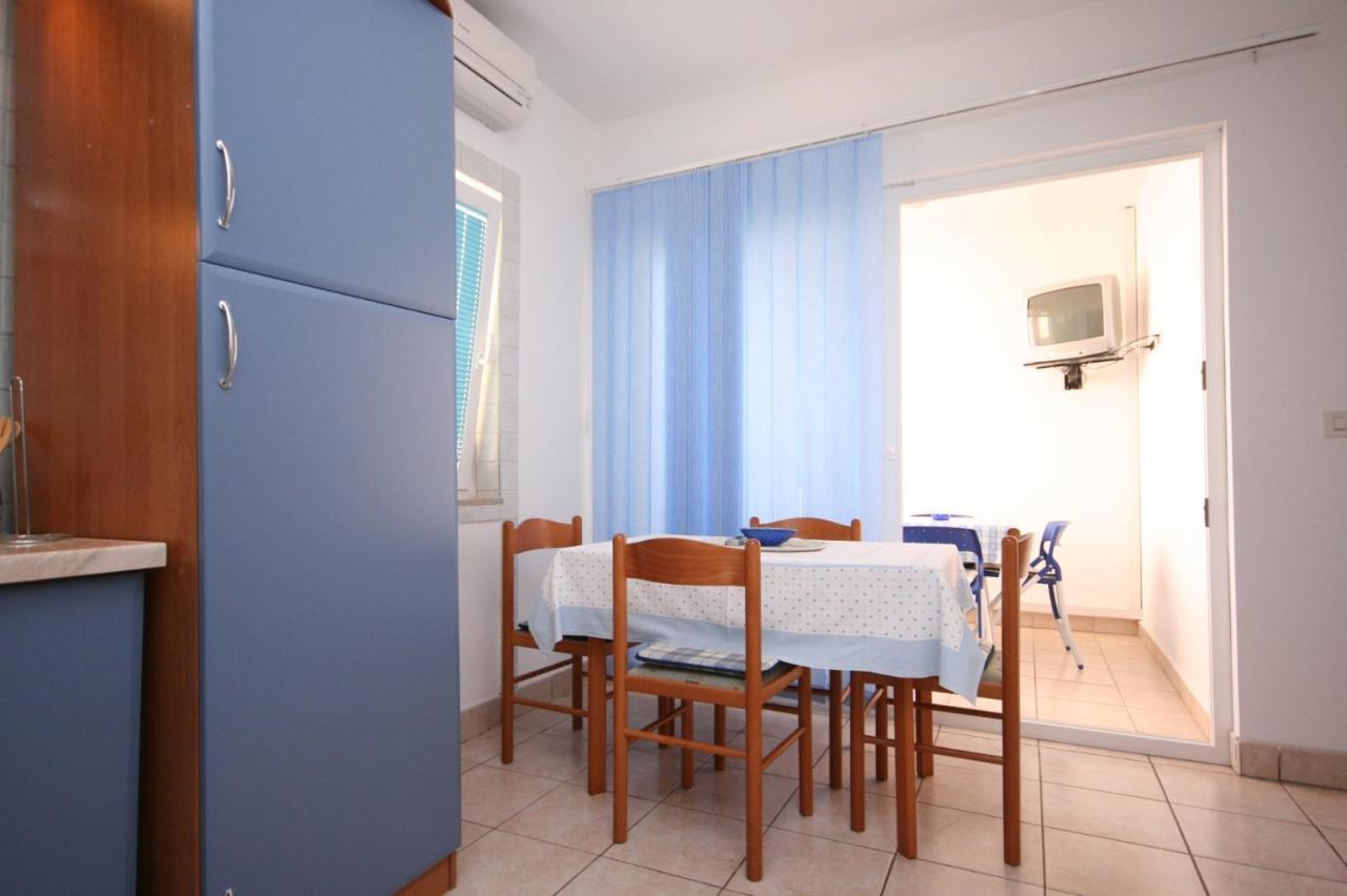 Apartment Stara Novalja 6301B Exterior photo